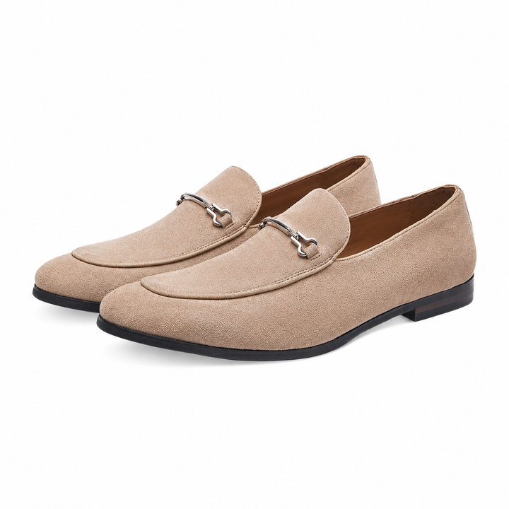 Skórzane loafersy z metalowym detalem