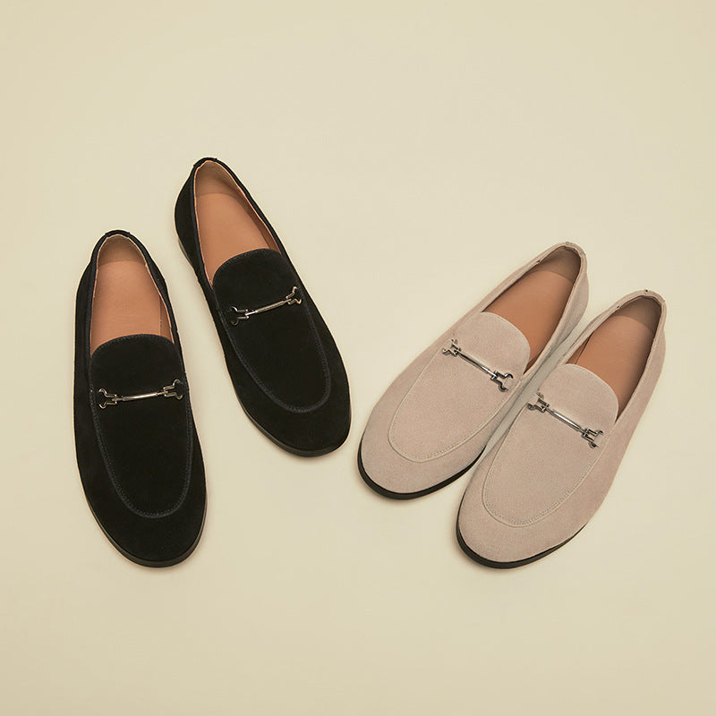 Skórzane loafersy z metalowym detalem