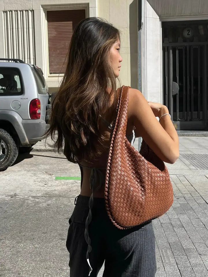 Modna duża pleciona torebka na ramię dla kobiet