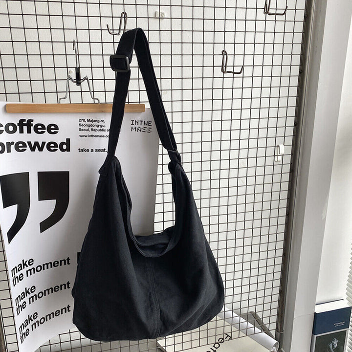 Funkcjonalna nowoczesna torebka typu crossbody